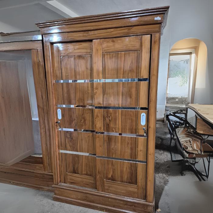 Lemari Baju 2 Pintu Model Sliding Tanpa Kaca Bahan Full Kayu Jati ( Ready Stock )