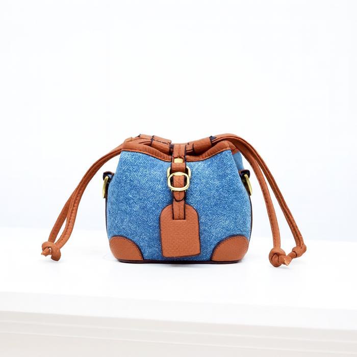 Levi Bag - Tas Selempang Serut Sling Bag Wanita - Denim