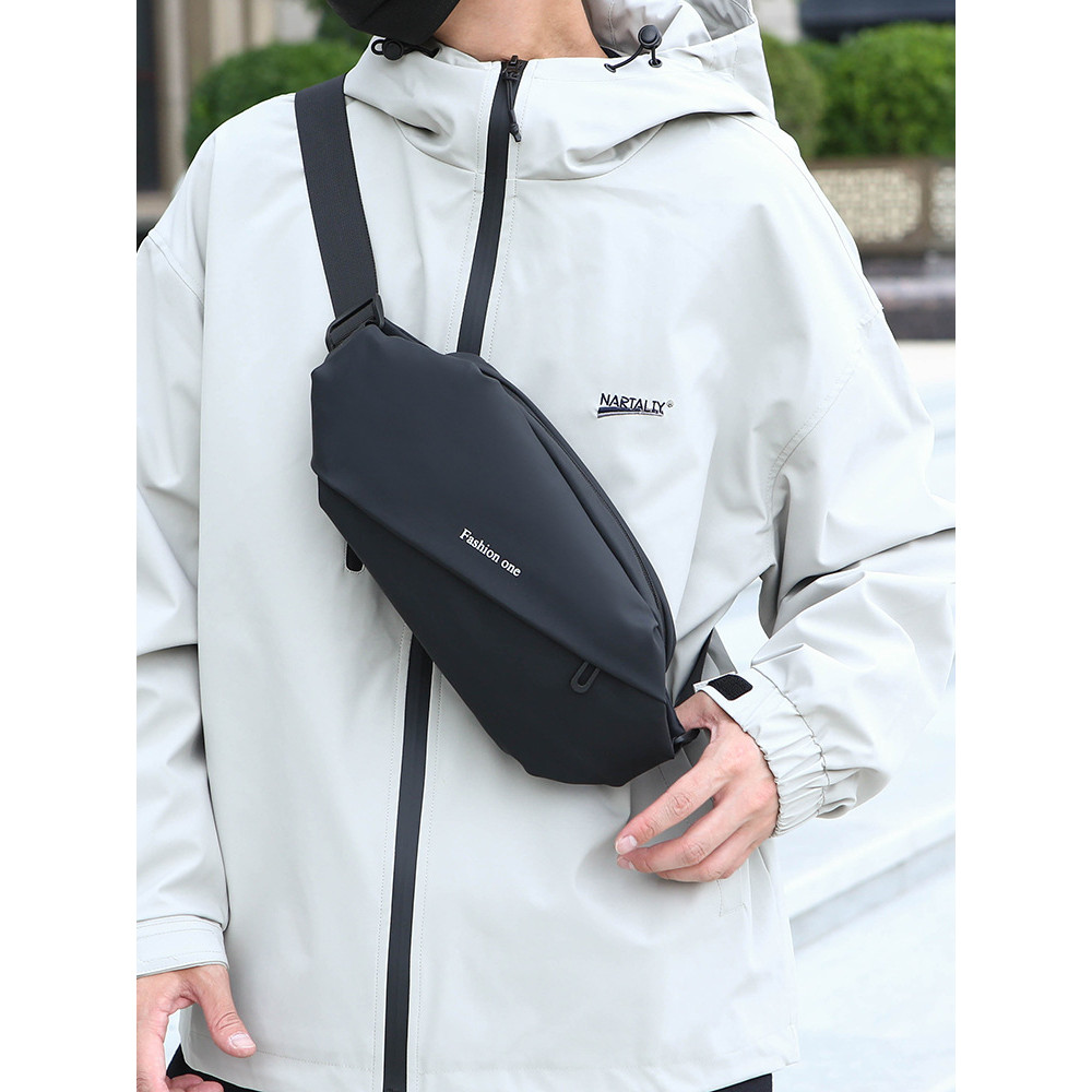 Tas pinggang populer, tas dada untuk perjalanan luar ruangan, tas pinggang multifungsi untuk pria, t