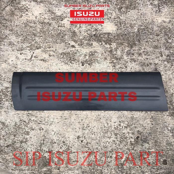 EXTENSION FENDER BAWAH PINTU ISUZU PANTHER KAPSUL ORIGINAL ISUZU