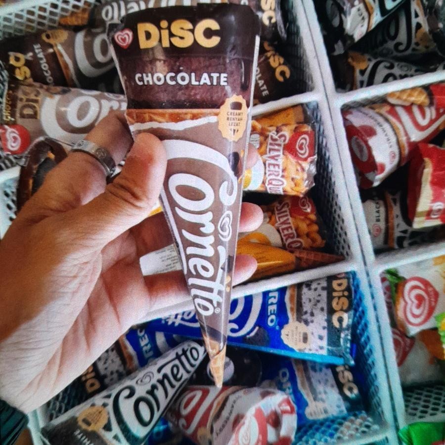 Wall's CORNETTO Ice Cream Walls Es Krim CHOCOLATE Coklat