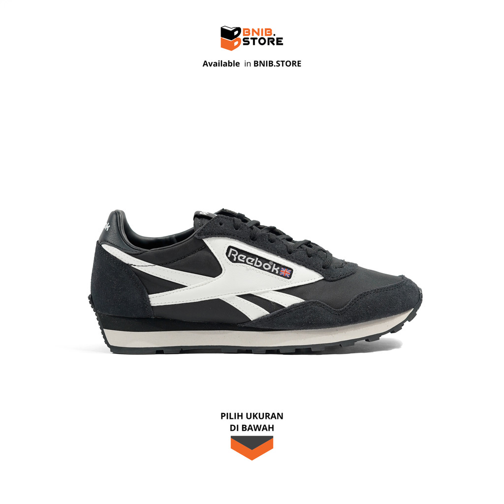Sepatu Pria Lifestyle Reebok Aztec 2 Black White [100231047] Original