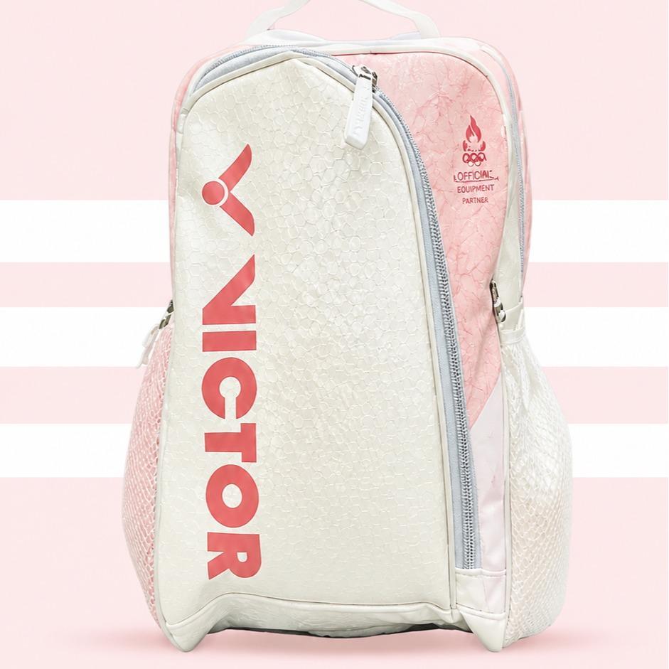 Tas Ransel Bulutangkis Victor, Warna Putih Merah Muda, Kapasitas Besar, Kompartemen Raket & Sepatu