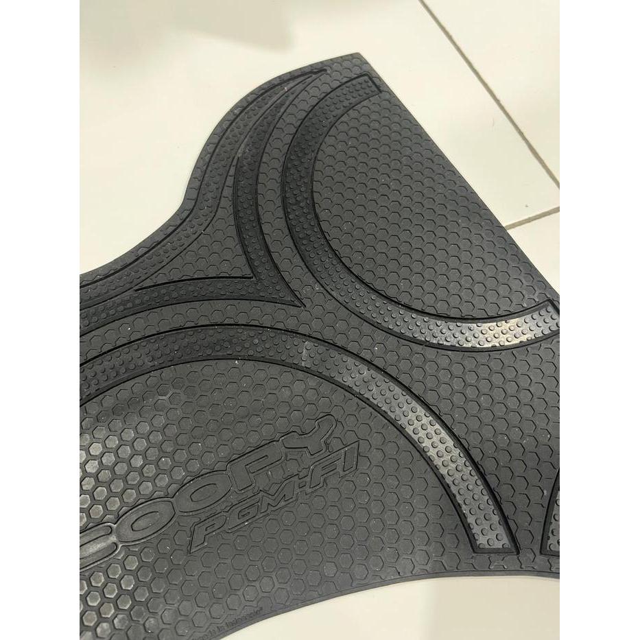 Karpet Motor Scoopy - Alas Pijakan Kaki - Karpet Scoopy 2013-2024 - Aksesoris Motor Scoopy - Coklat,