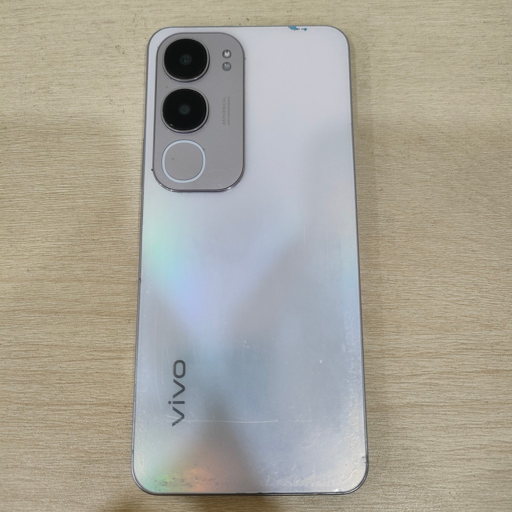 Handphone Vivo Y19S Ram 4/64 GB (batangan, cek minus 3) 449157