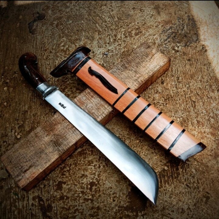 PUTRA KATANA TERLARIS GOLOK KERJA KEBUN SKM Duralium Cibatu Kerja Baja Per Fulltang