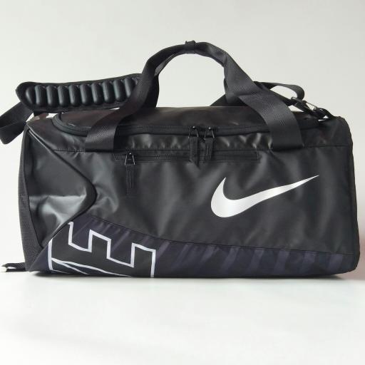Travel bag / tas gym / tas olahraga /duffle bag