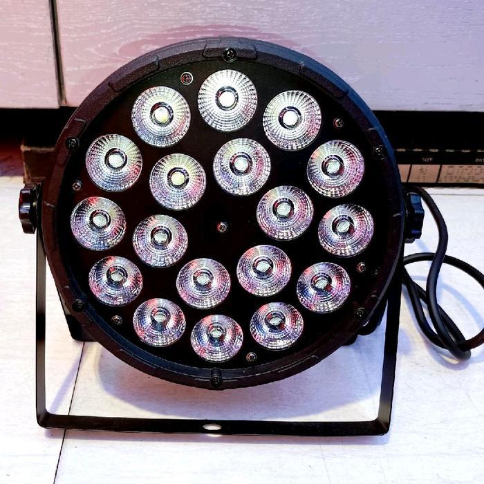 Par LED 18 Mata 4in1 RGBW Sparks