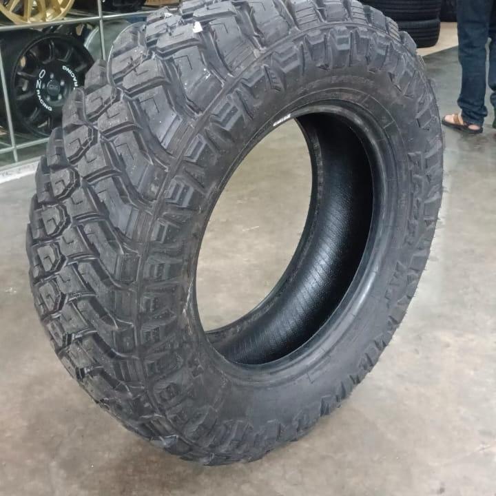 Ban Maxxis MT772 275/65 R18 adalah ban Mud Terrain (MT)