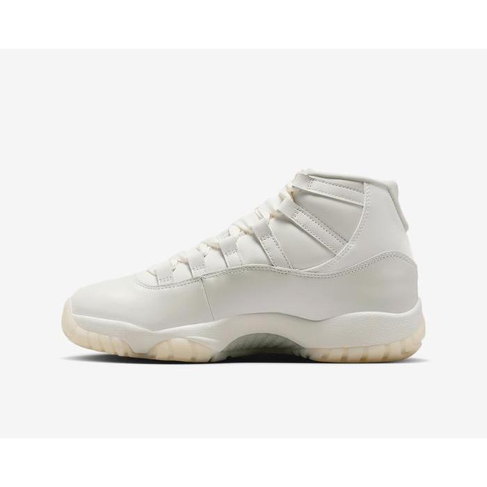 Nike sepatu casual wmns air jordan 11 retro pearl ar0715-110 - US 7.5/38.5