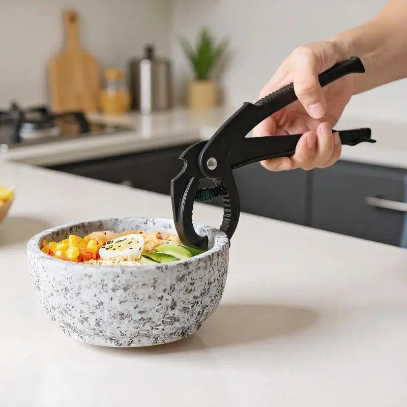 (HMA56)Stone Pot Gripper Clips Anti Scalding Bowl Holder Hot Plate Tongs For Air Fryer Grill Cassero