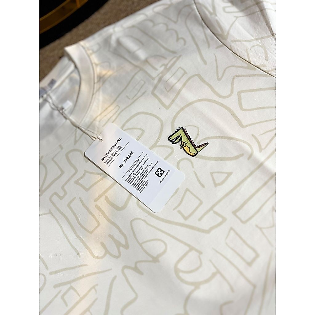 HLA Kaos lengan pendek