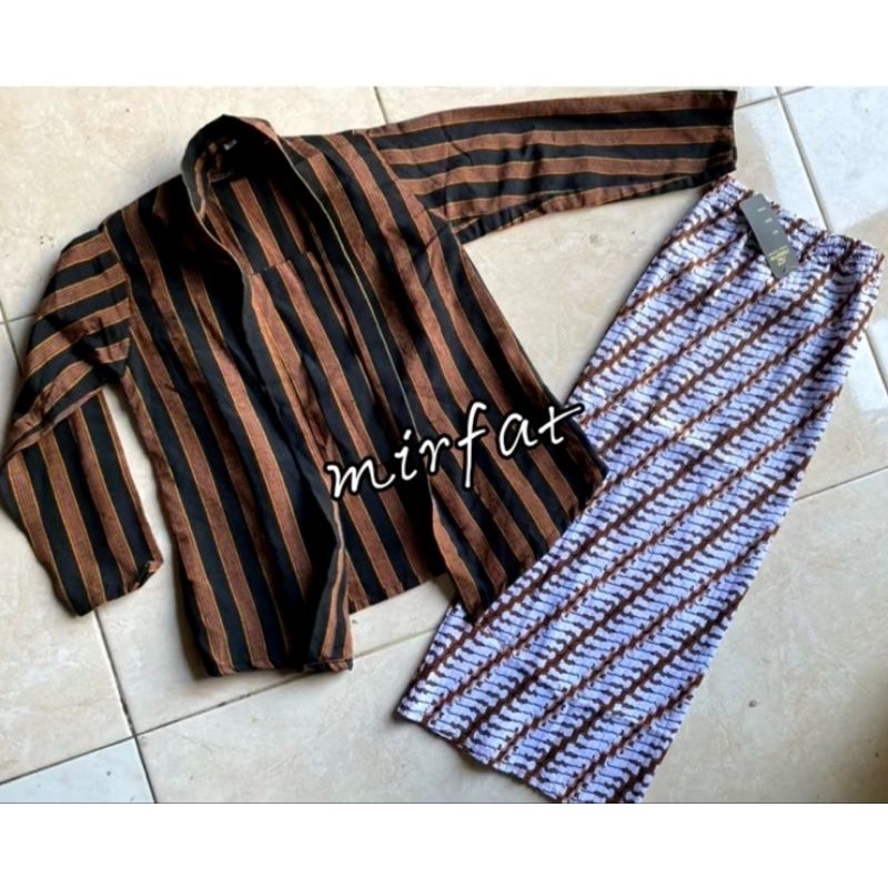 READY Setelan kebaya lurik anak (kebaya lurik+rok plisket)