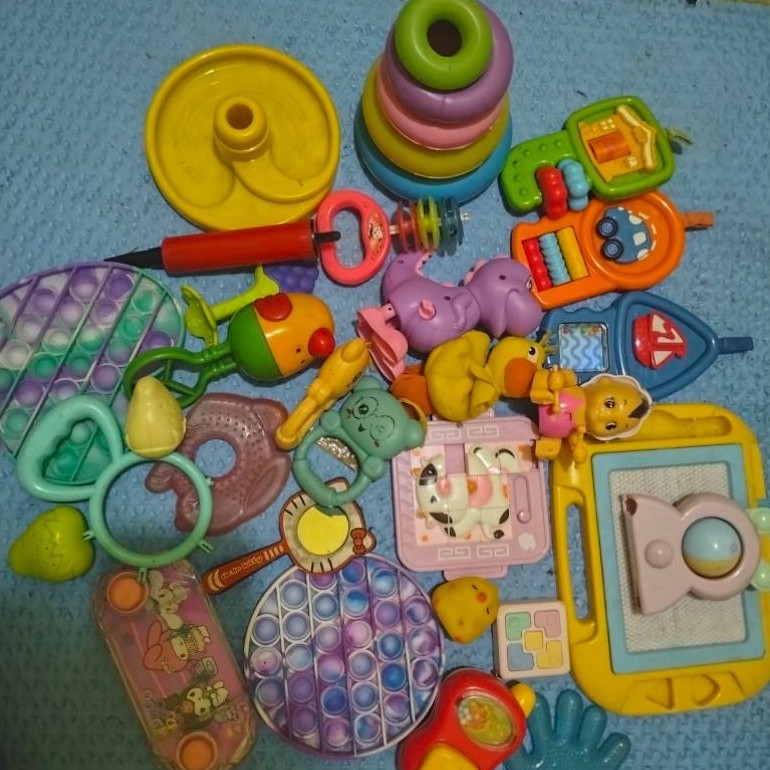 paket mainan preloved