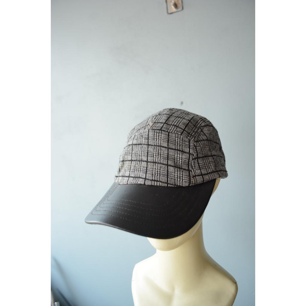 Topi Trucker Hat Famo