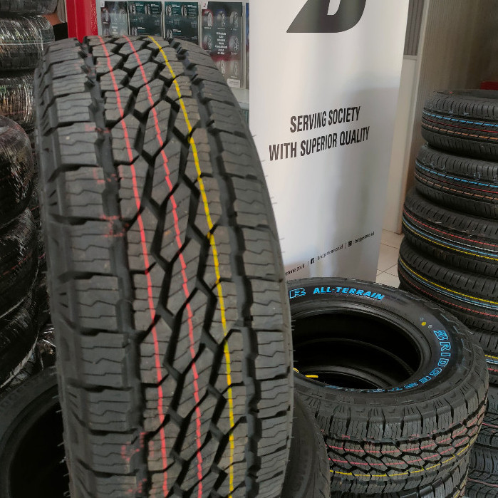 235/70 R15  Bridgestone Dueler AT002 -  Ban Mobil Taft Terano Panther