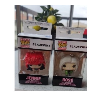 Funko Pop Black Pink Lisa Jisoo Rose Jennie Keychain Pocket Pop Keychains Vinyl Figure Collection Mo
