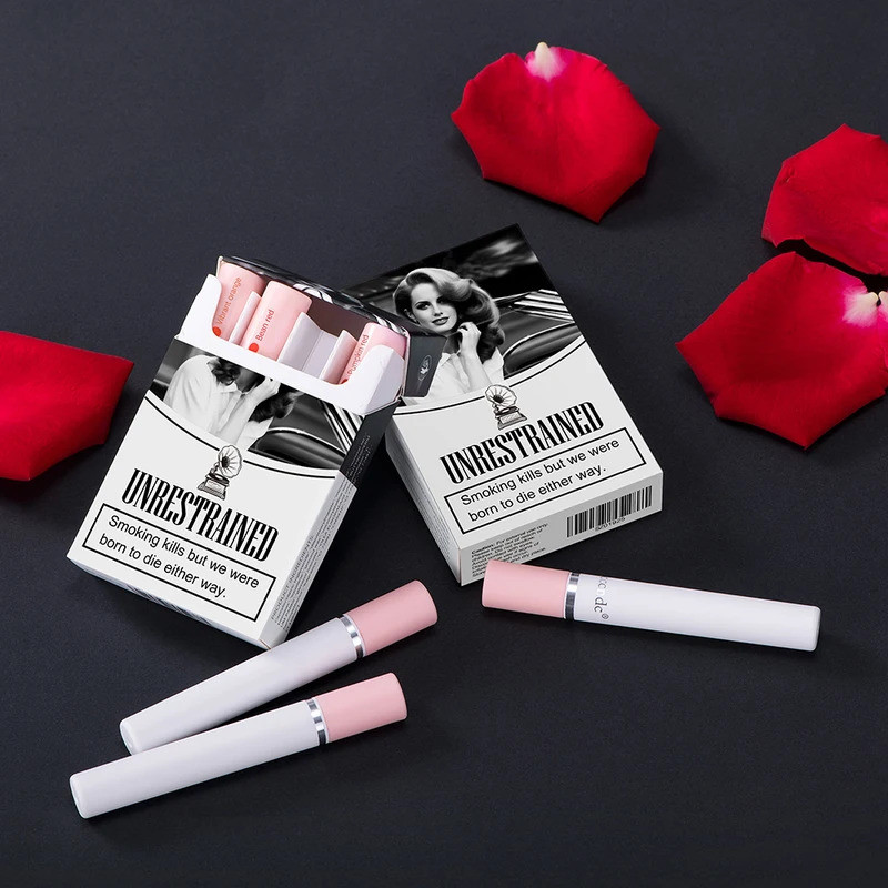 4PCS/Set Set Lipstik Rokok Kreatif Matte Tahan Lama Tahan Air Tabung Lipstik Matte Nude Merah Beludr
