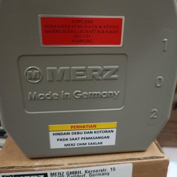 Ohm Saklar 40A 4 Pole Merz