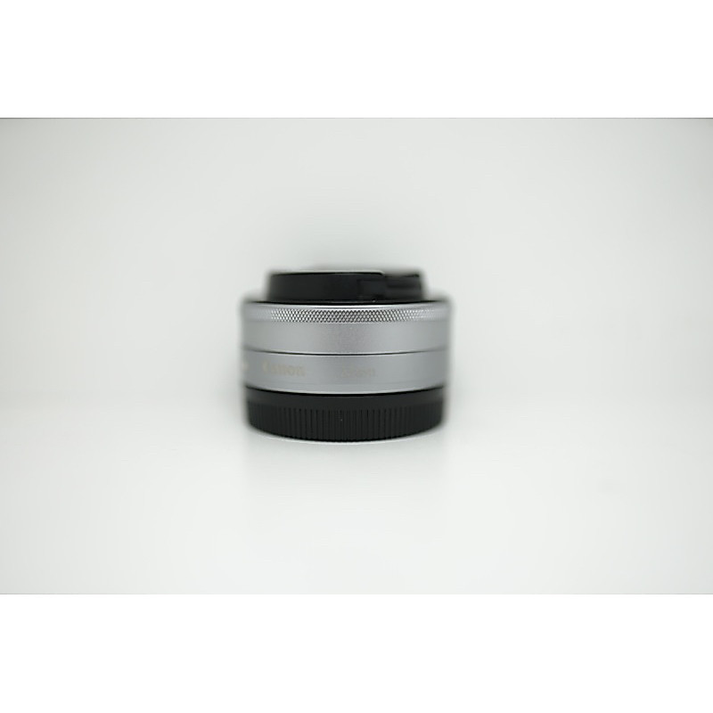 Lensa Fix Canon 22mm F2 STM For Mirrorless Canon