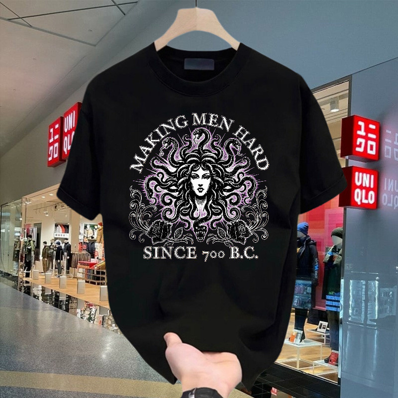 Medusa Dan Ular Klasik Making Men Hard Since 700 B.C. Kaos Pendek Unisex Dengan Bahan Katun 24s Dan 