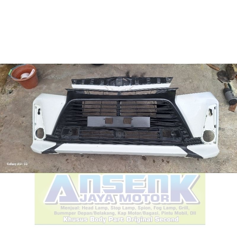 OBRAL bumper bemper Bemper Depan Avanza Velos 2019-2021 Original Bekas