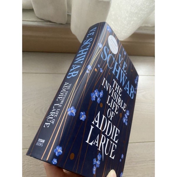 The Invisible Life of Addie Larue - V.E Schb hardcover collectors edition original - house of sky an
