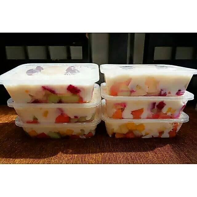 Salad buah 650ml