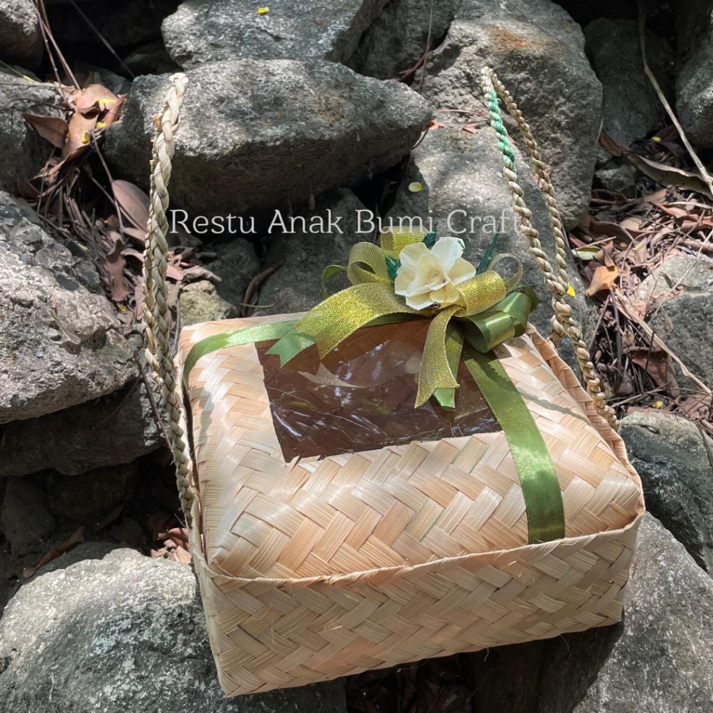 Besek cangkingan tali mika free pita hijau free paking kardus dan bable warp | Wadah nasi | Box maka