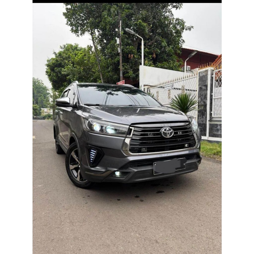 body kit body kit innova /inova bodykit  kijang innova 2021-2025 upgrade venturer body kit ventur bo