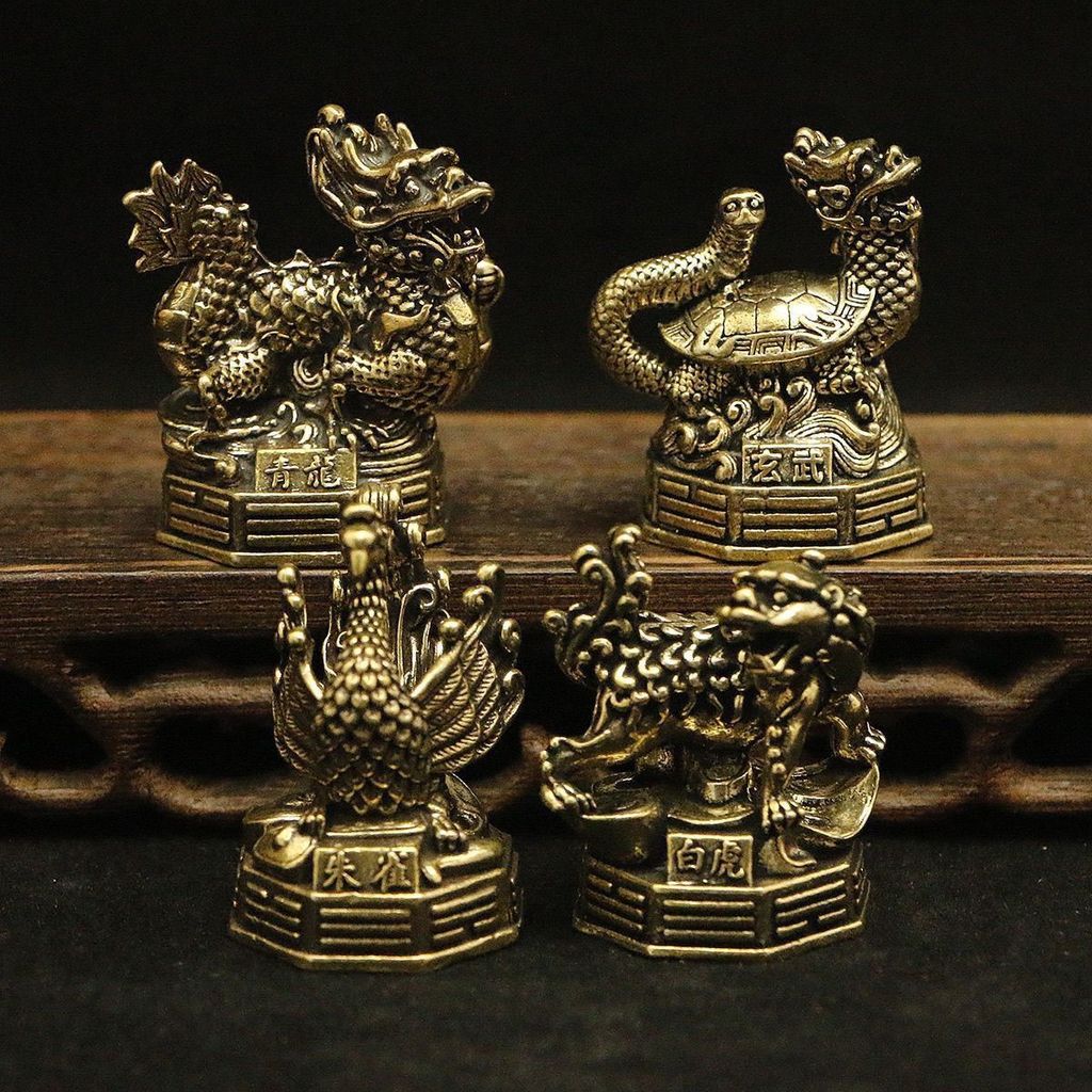 Kuningan Empat Hewan Ilahi Ornamen Qinglong Macan Putih Suzaku Xuanwu Antique Desktop Tea Pet