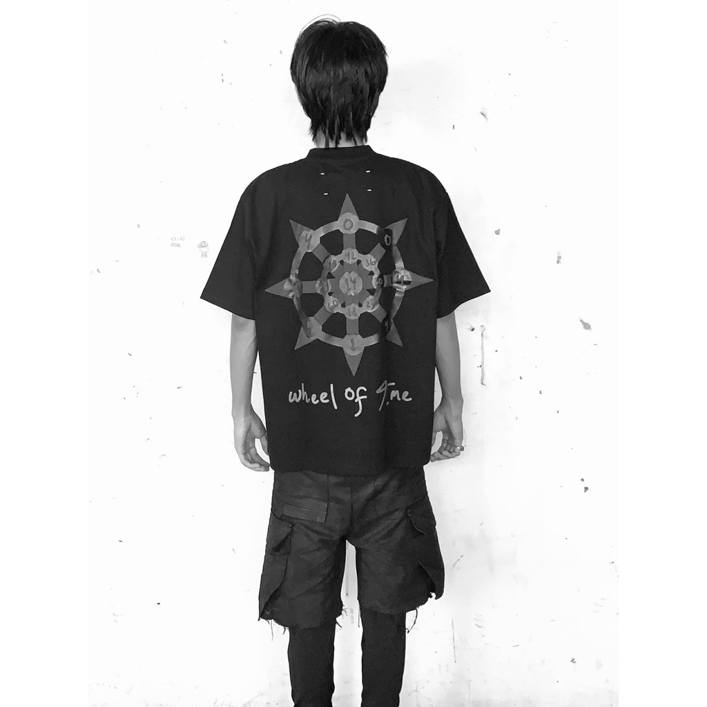 Rehomeress Wheel Of Time T-Shirt - Black/Hitam