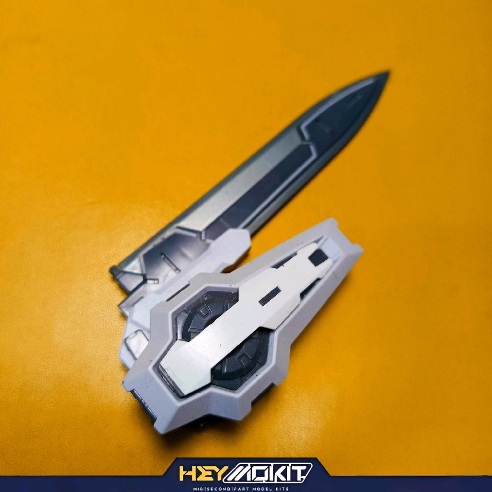 MG 1/100 EXIA GUNDAM BANDAI PART GN SWORD MODELKIT