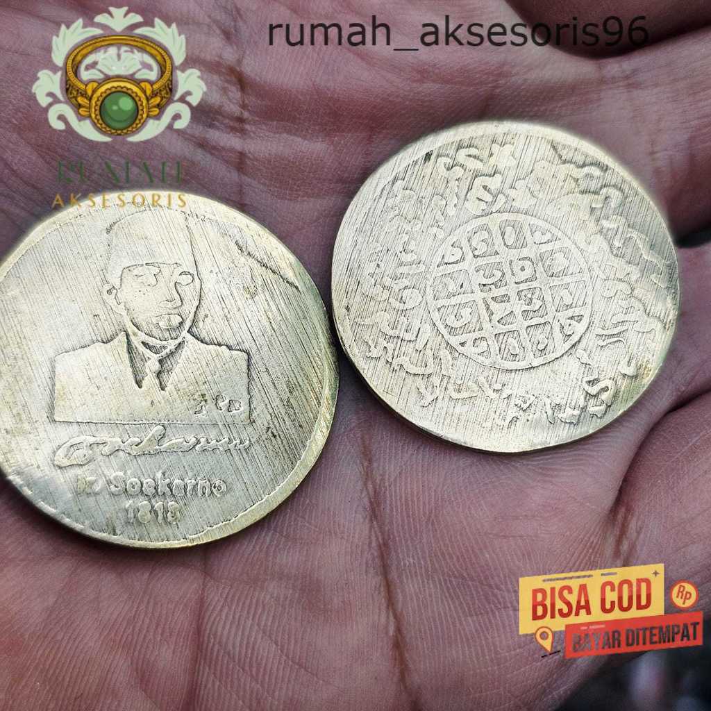 Rumah_Aksesoris. Koin Jadul Kuningan Gambar Soekarno / Coin Kuno Sukarno Tebal Warna Emas Model Koin