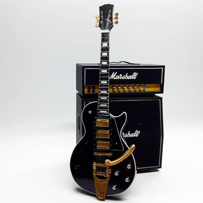 Miniatu Gitar Lespaul Black dan Amplifier Marshall