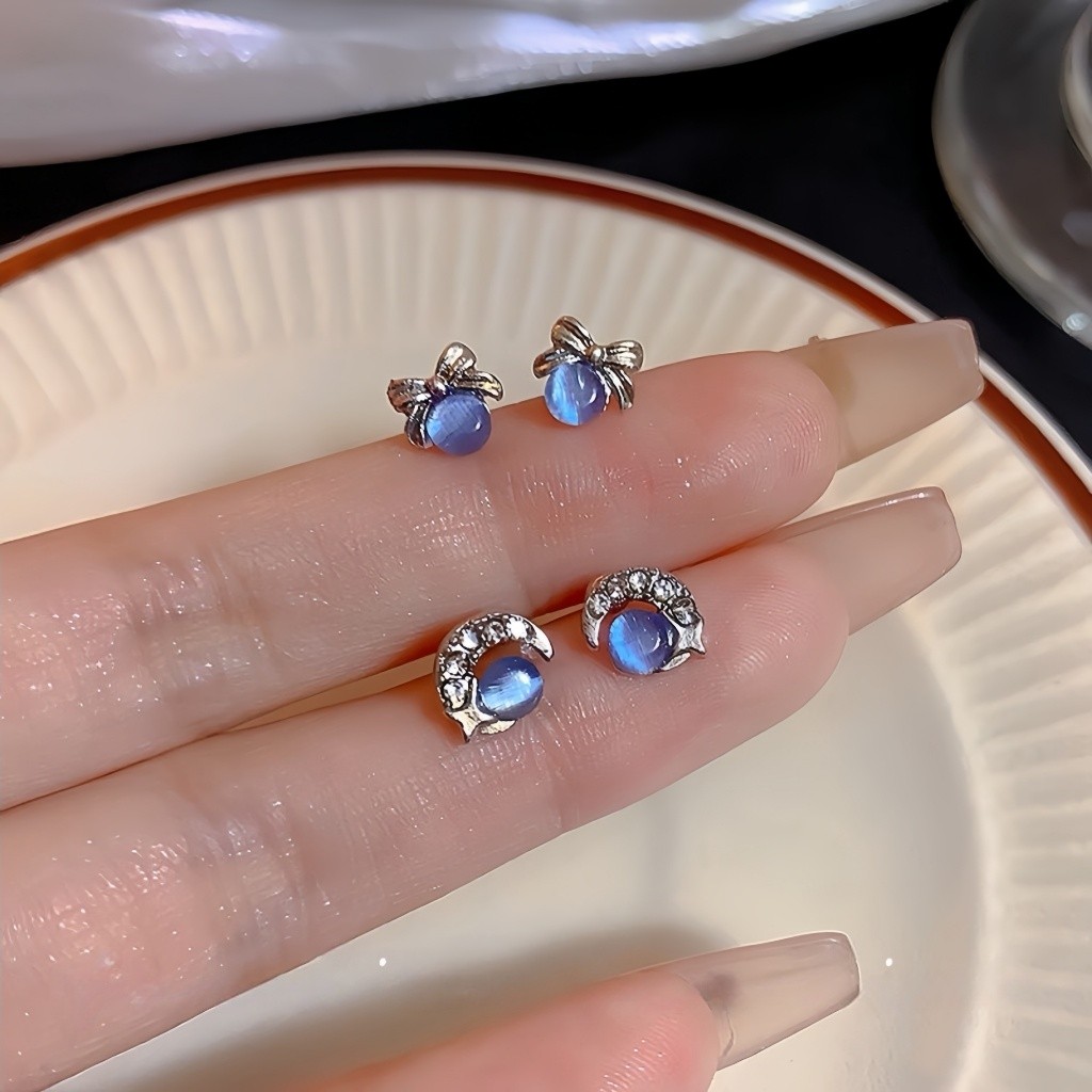 FF423|FF450 Perhiasan Berkilauan Anting Tusuk Batu Kucing Biru Model Pita & Bulan Aksesoris Wanita M