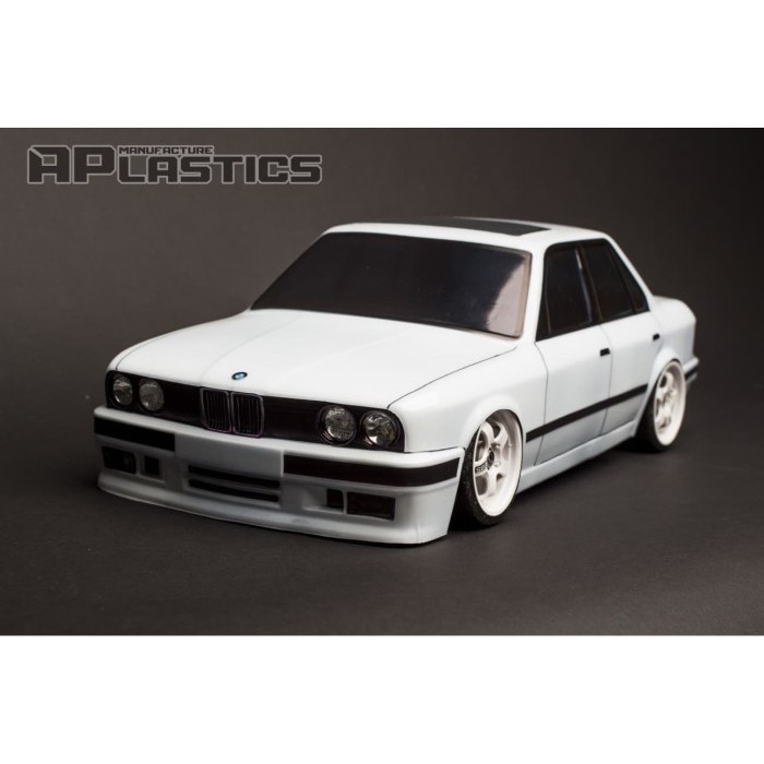 APLASTICS RC BMW E30 SEDAN CLEAR BODY (197MM) #AP-E30S