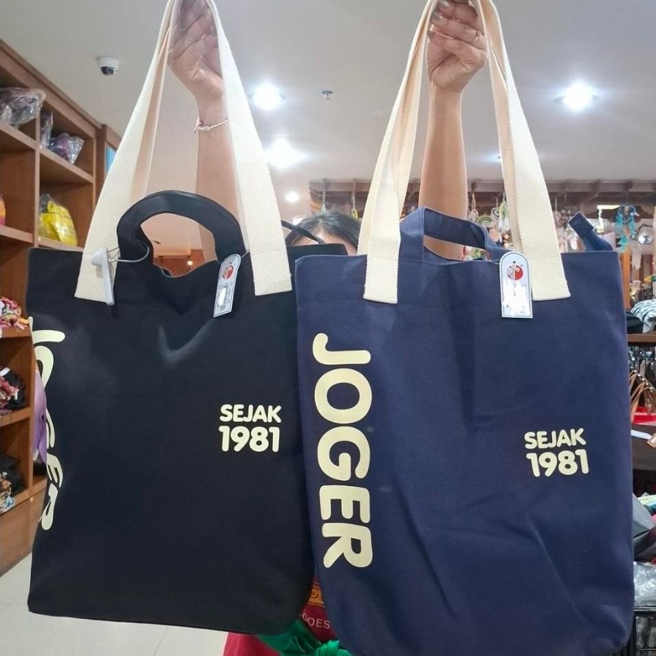 TOTE BAG CANVAS JOGER. TOTEBAG TAS CEWEK. ORIGINAL JOGER BALI
