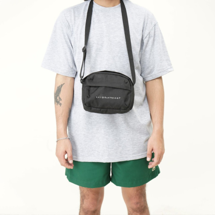 UNKL347 Tas Slingbag Warna Black Bahan Cordura GOCC