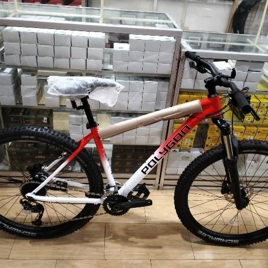 Sepeda MTB Polygon Premier 5 Edisi Kemerdekaan