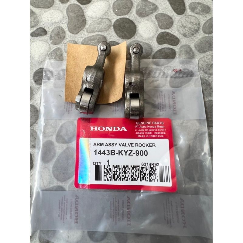 platuk klep Supra x 125 helm in kyz