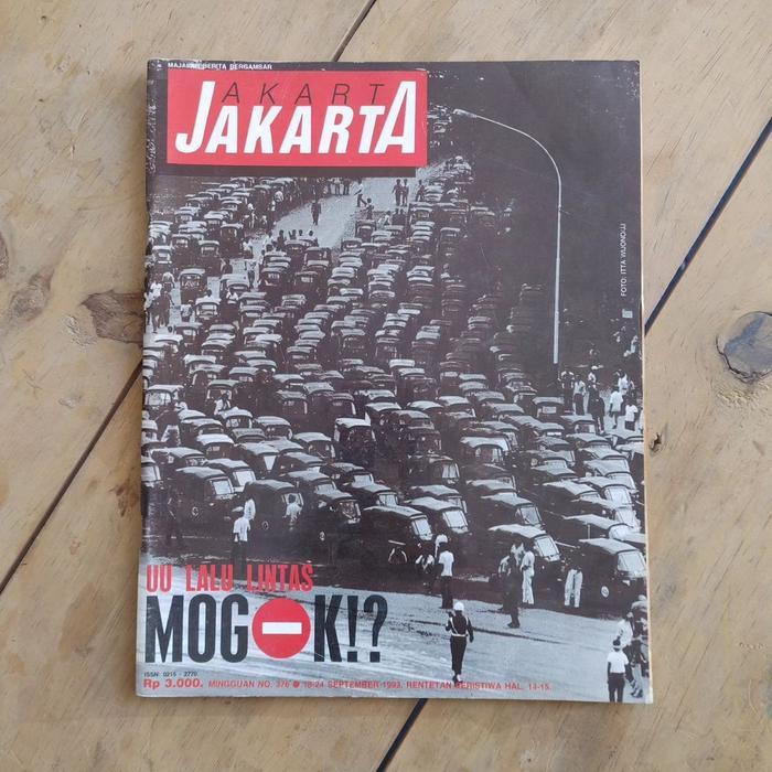 Majalah Jakarta Jakarta September 1993; UU Lalu Lintas Mogok? - Foto-foto China; Duit Kalahkan Komun