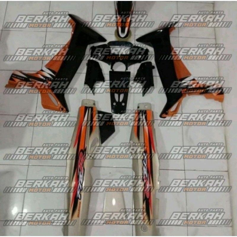 Cover Body Fiz R Bodi Set FIZR Silver Orange Milenium