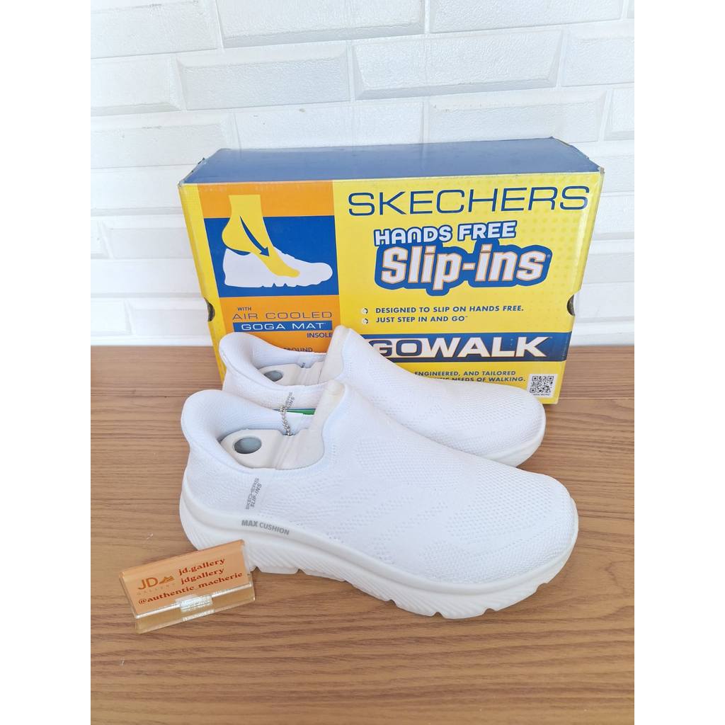 ORIGINAL SALE 70% SEPATU SKECHERS  SLIP ON GO WALK AIR 2.0/GO WALK MAX CUSHIONING HYPER BURST 124363