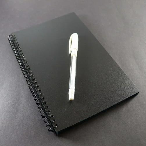 Sketchbook Hitam a4 / Buku Sketsa Hitam Polos Black Paper / Sketchbook - Hitam