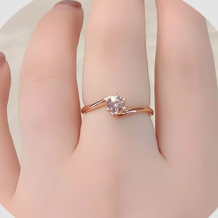 Cincin Mata Satu Pertikal Gold Elegan Titanium
