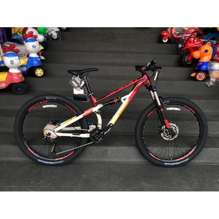Sepeda MTB 27.5 Polygon Siskiu D5 18Sp New 2020