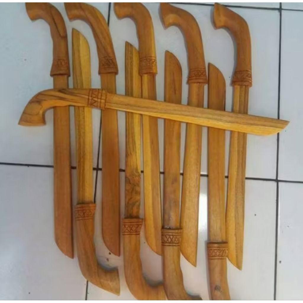 Kerajinan  Glok ipsi Kayu Glok latihan pemula