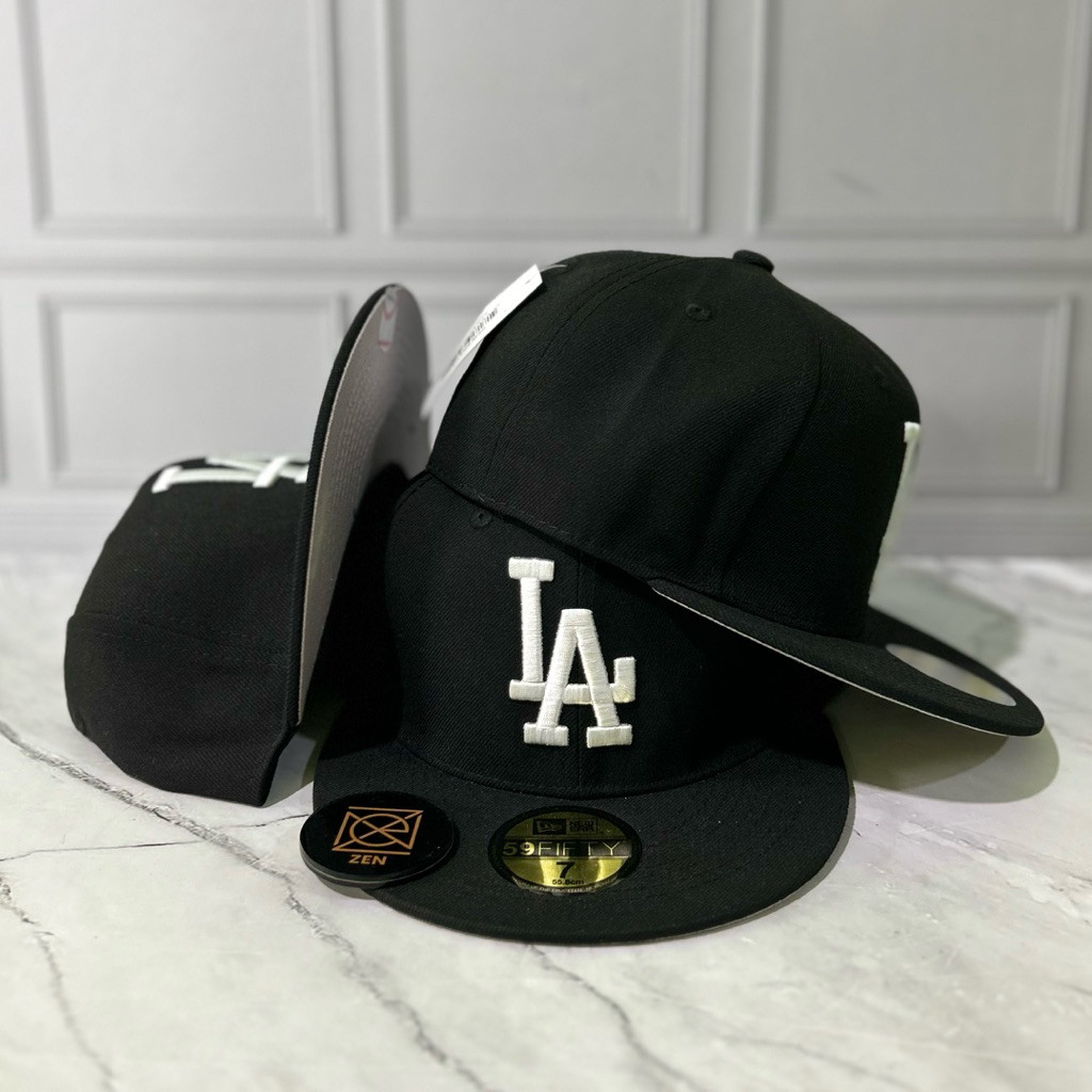 Topi snapback L-A BASIC AA+