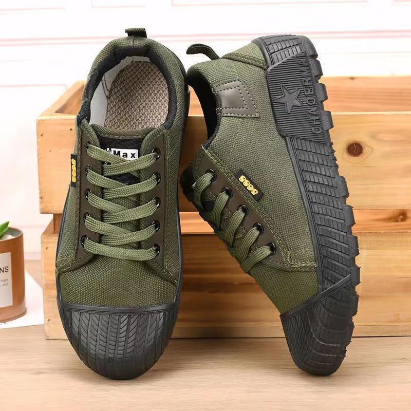 Sepatu Sneakers Pria Casual Running Shoes